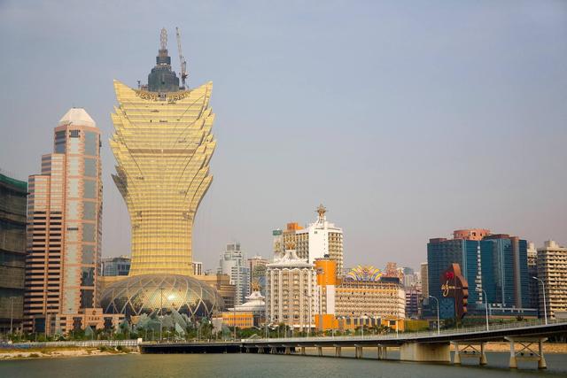 澳门,变化、学习与自信交织的繁华之地